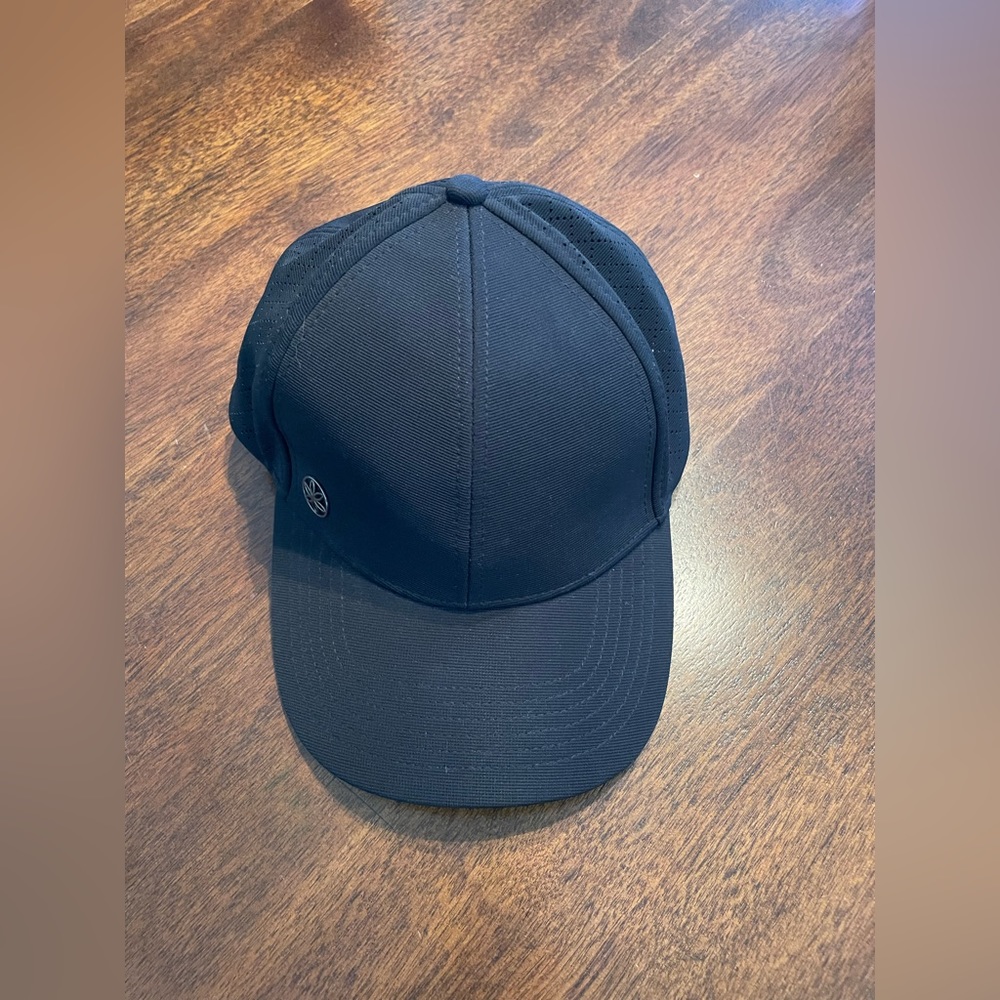 Gaiam Women's Black Hat-Breathable Ball Cap NWOT